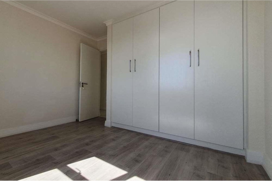 To Let 2 Bedroom Property for Rent in Zonnebloem Western Cape